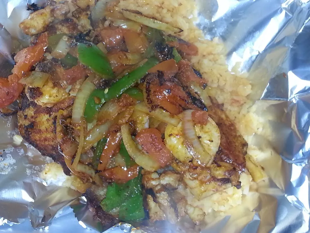 El Marinero Tilapia & Shrimp Grilled with Tomatos